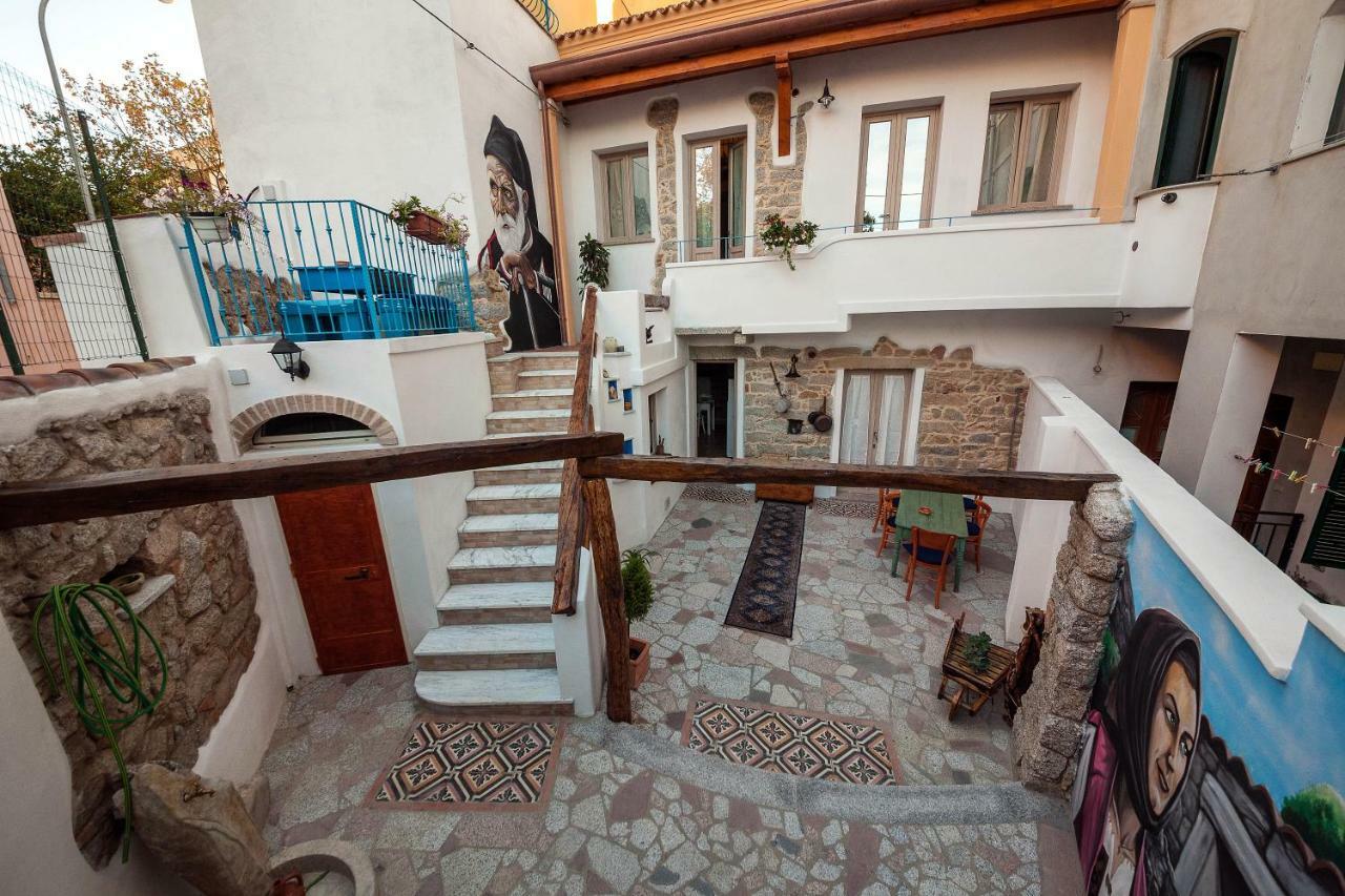 B&B Pascal House Nuoro_Iun E5016 Nuoro  Exterior photo